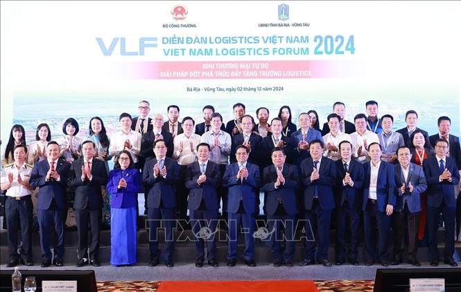 Thủ tướng: Phát triển logistics là yêu cầu khách quan, lựa chọn chiến lược