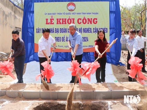 Khởi công xây dựng nhà Đại đoàn kết cho hộ nghèo, cận nghèo năm 2024