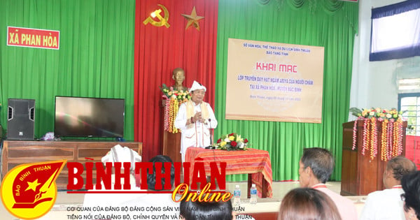 Enseignement du chant Ariya au peuple Cham à Phan Hoa