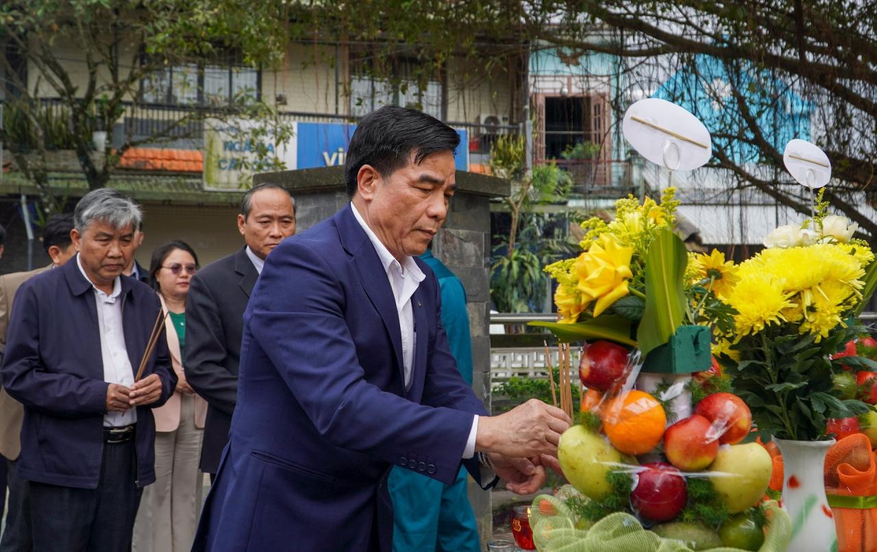 LE VAN DUNG DANG HUONG TIEN PHUOC 8