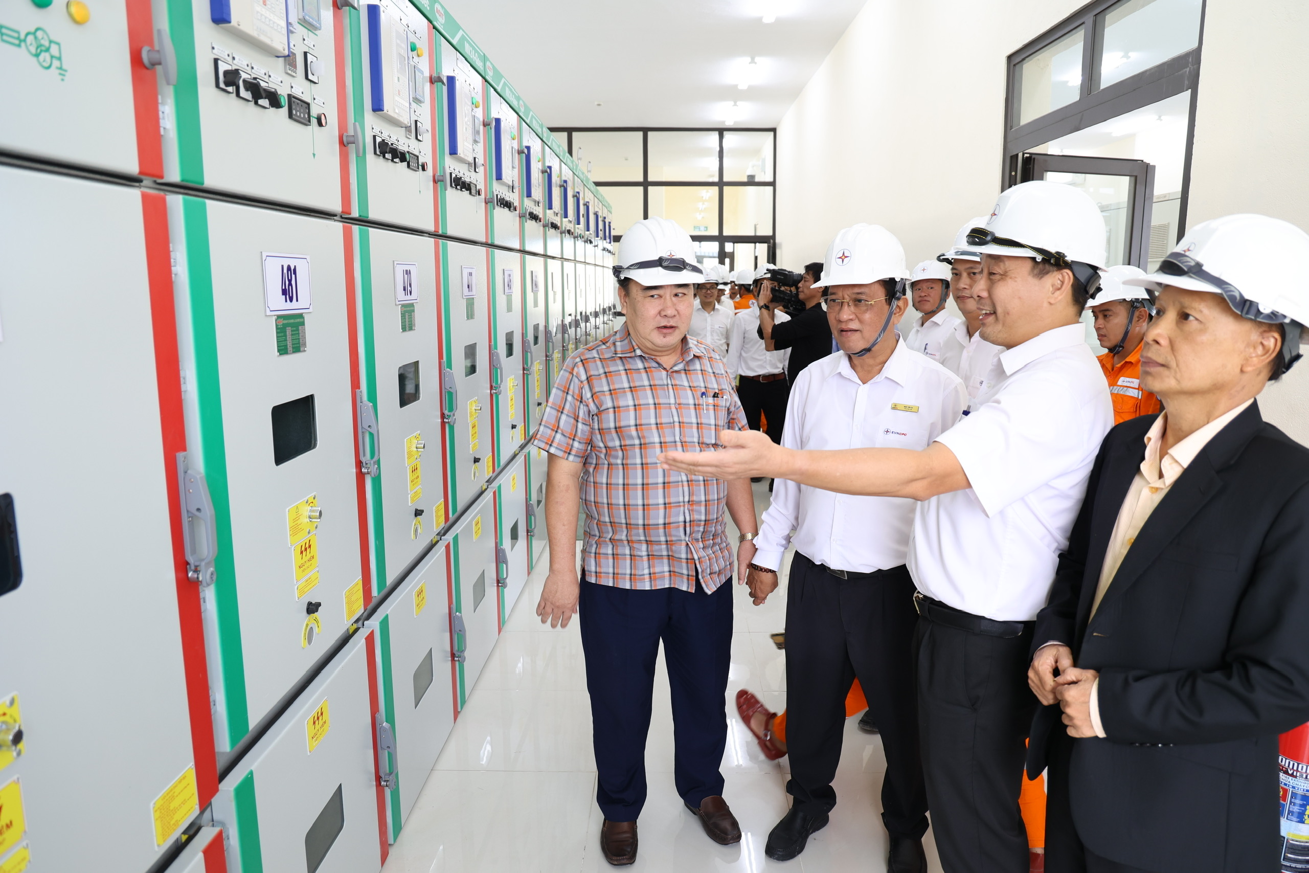 EVNCPC: Đóng điện DA dự án trạm biến áp 110kV KCN Phong Điền- Ảnh 2.