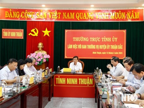 Thường trực Tỉnh ủy làm việc với Ban Thường vụ Huyện ủy Thuận Bắc