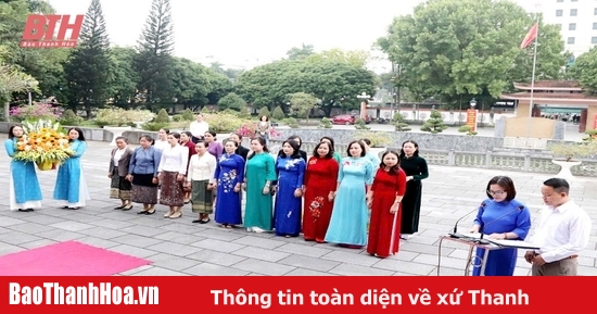 Đoàn đại biểu Hội LHPN hai tỉnh Thanh Hóa