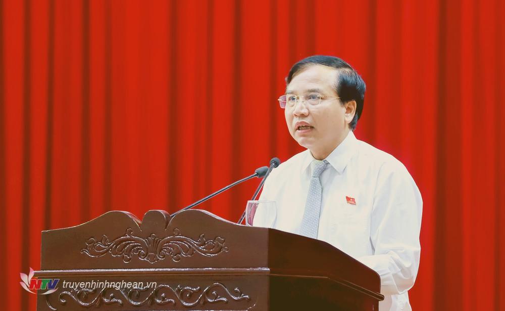 Le camarade Nguyen Nhu Khoi, membre du Comité exécutif provincial du Parti, vice-président du Conseil populaire provincial, a prononcé un discours lors de la réunion.