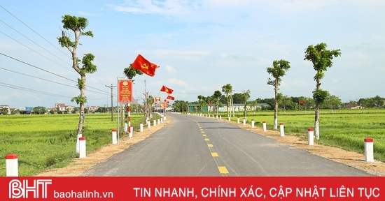 Ha Tinh reconoce a 7 comunas que cumplen con los nuevos estándares rurales, fase 2/2023