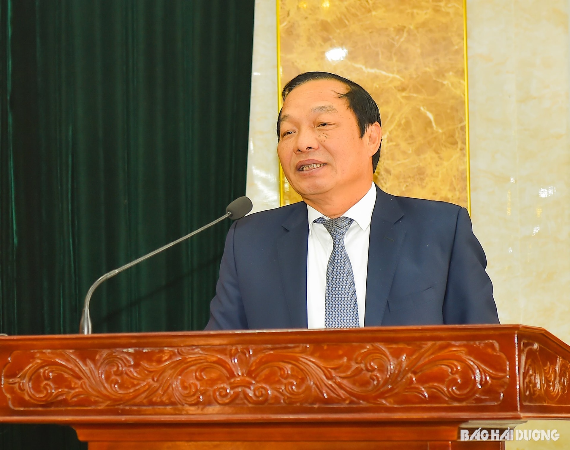 르-반-히외(2).jpg