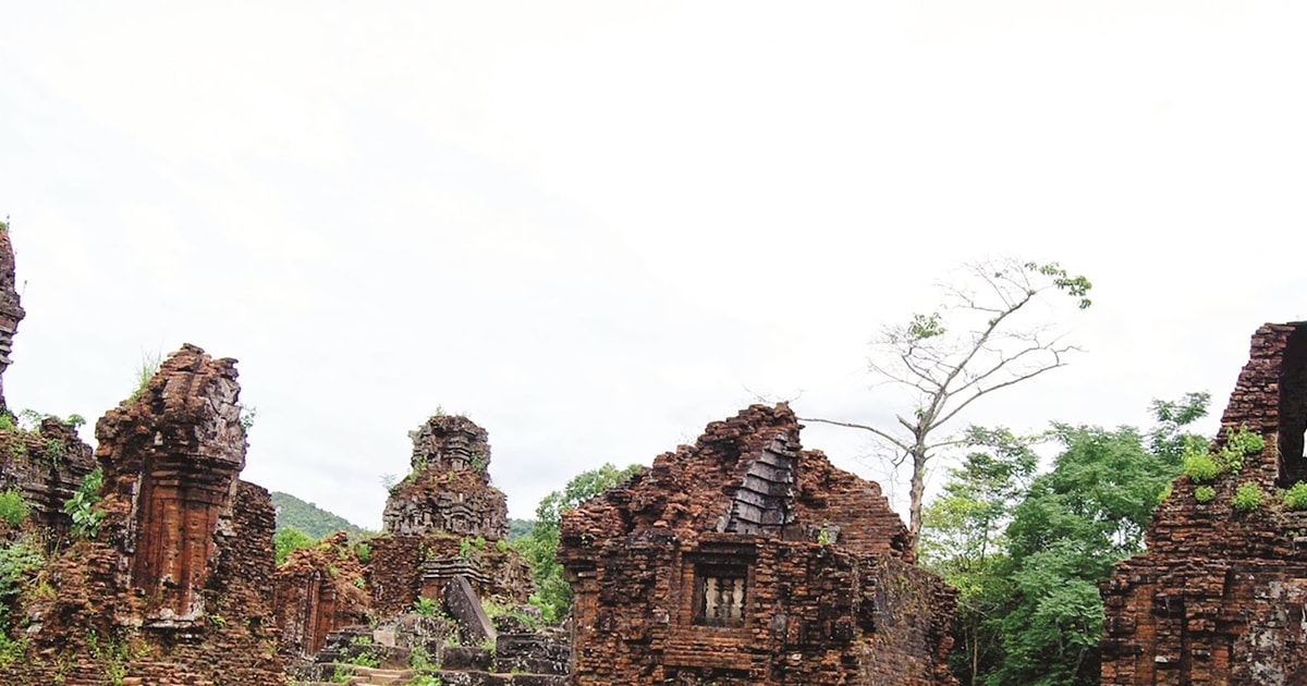 Chuyện vụn quanh di tích