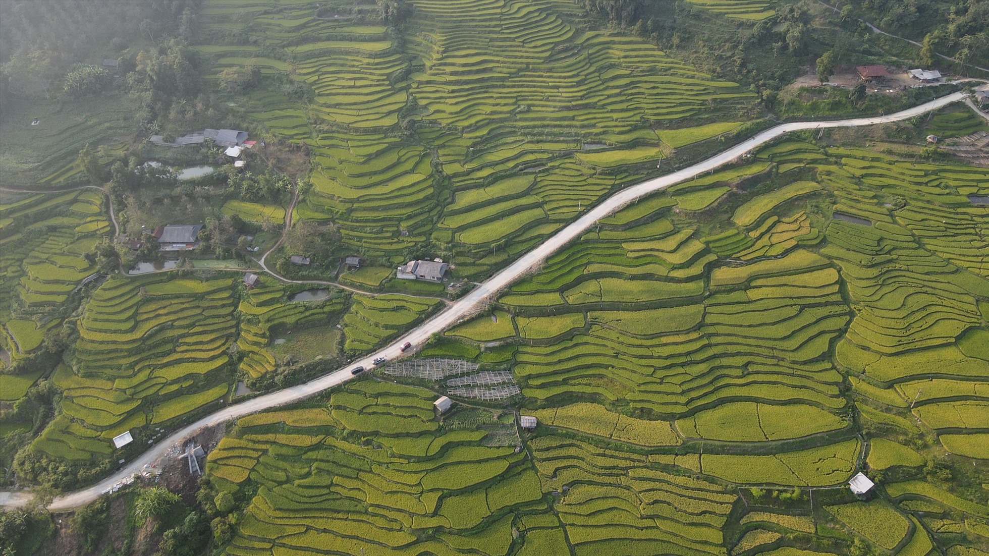 Picturesque golden season in the mountains and rivers of Tuyen Quang