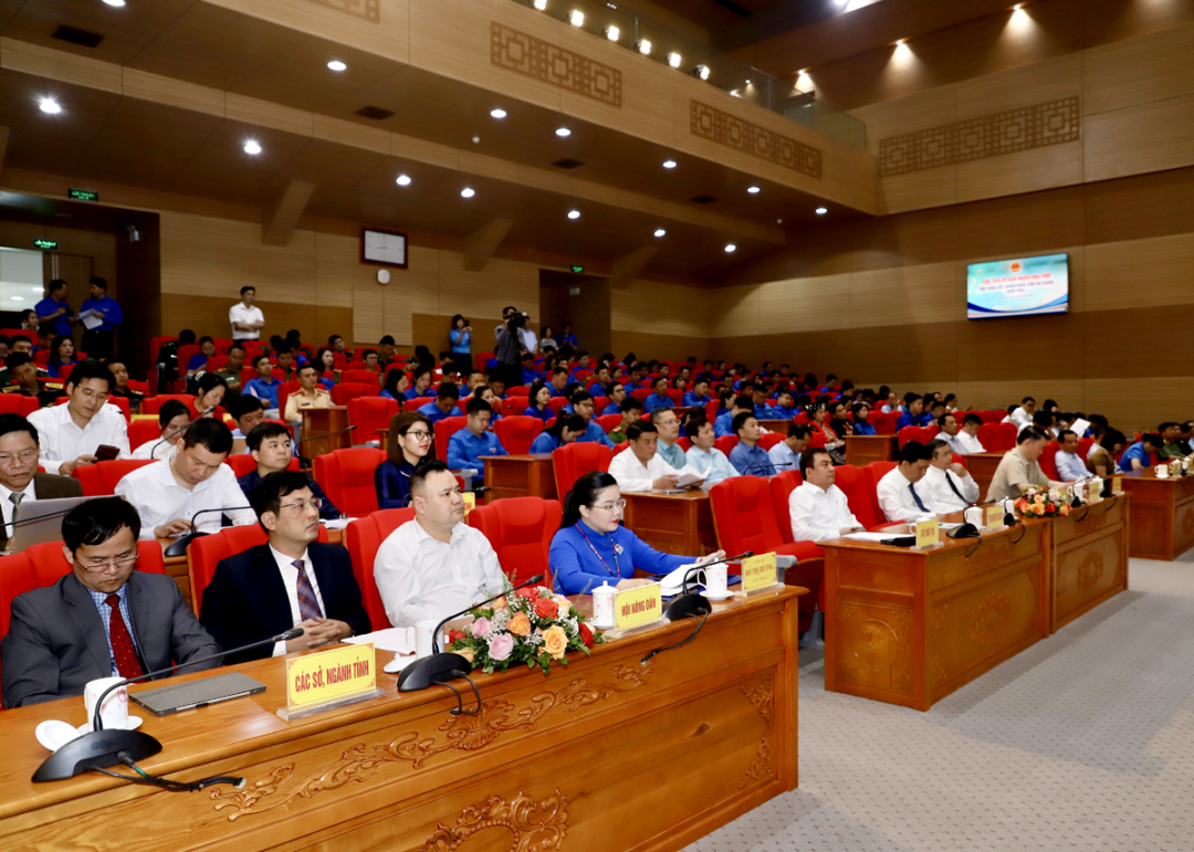 Các đại biểu dự buổi đối thoại