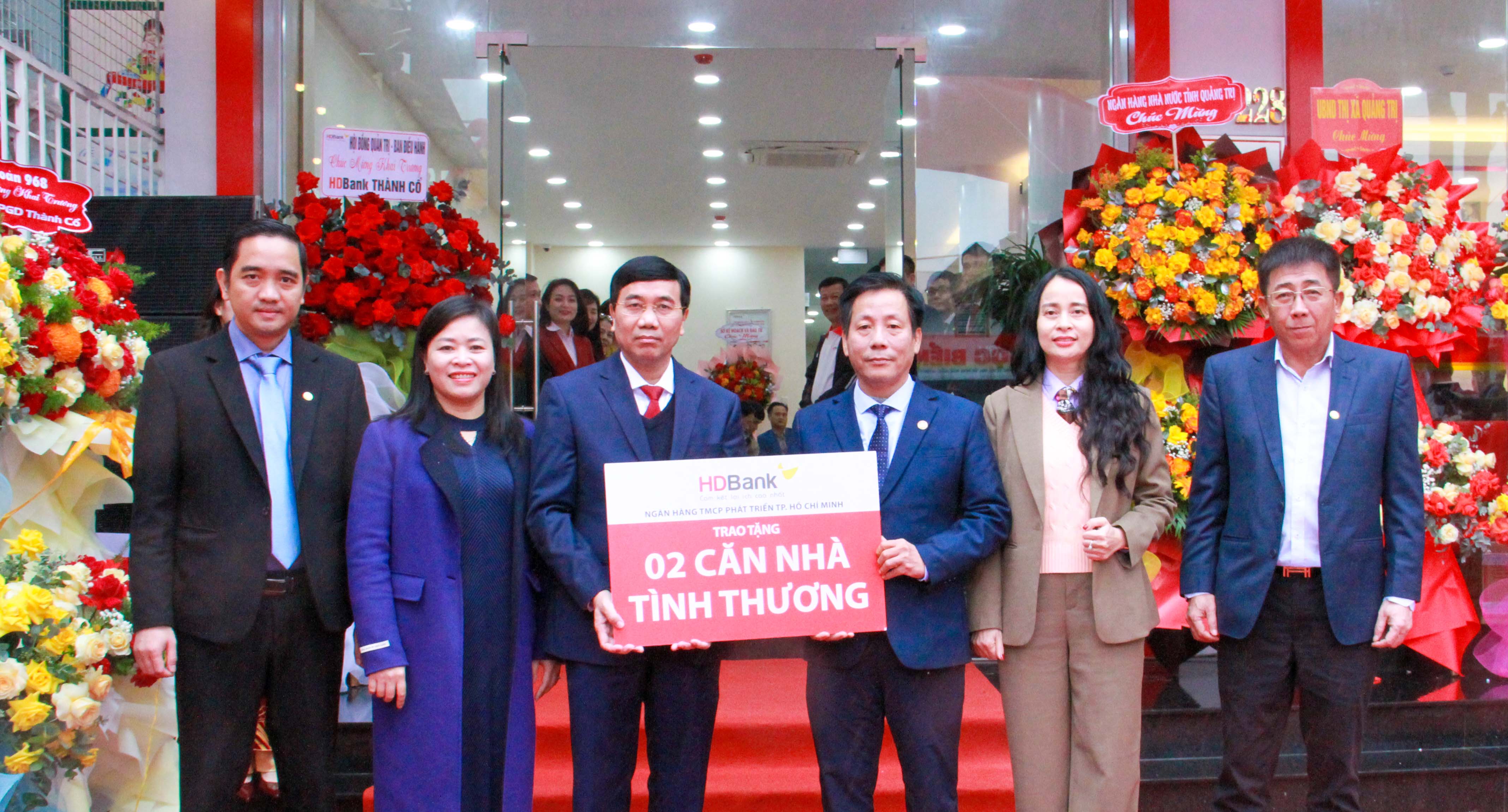 Khai trương HDBank Thành Cổ