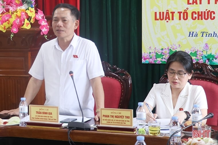 La delegación de la Asamblea Nacional de Ha Tinh recoge comentarios sobre el proyecto de Ley de Organización de Tribunales Populares (enmendado)