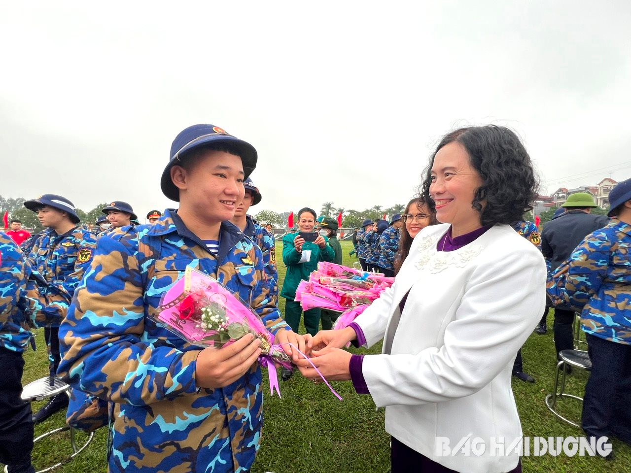 z5190300592721_d6d9a4221695cefa1ece98cf25dd04cd.jpg