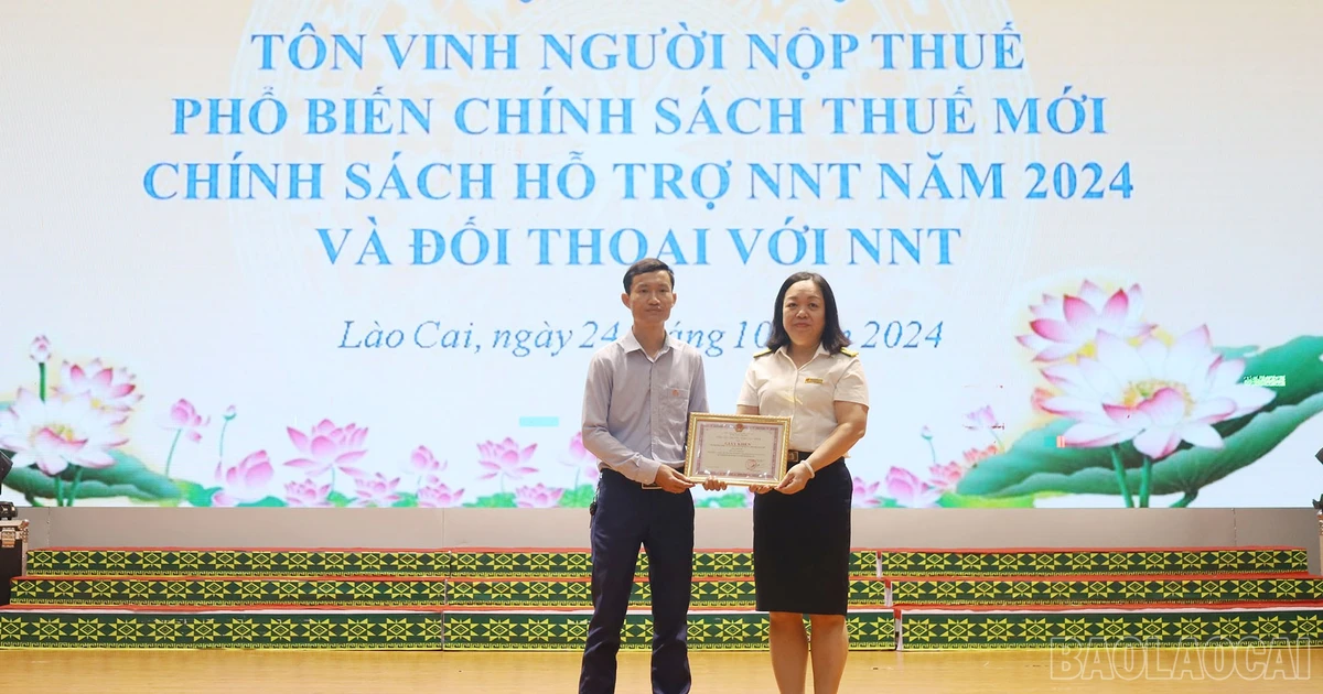 Cục Thuế tỉnh tôn vinh và đối thoại với người nộp thuế