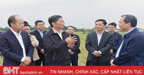 Trưởng ban Kinh tế Trung ương kiểm tra các công trình, dự án trọng điểm và làm việc với BTV Tỉnh ủy Hà Tĩnh