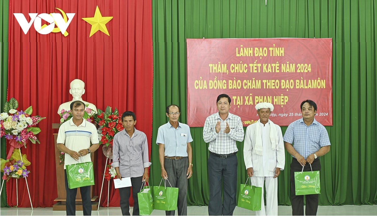 Dong bao cham ninh thuan va binh thuan san sang cho le hoi kate 2024 hinh anh 5