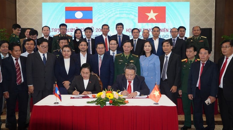 Hội đàm về công tác biên giới giữa Quảng Trị - Savannakhet (Lào)- Ảnh 2.