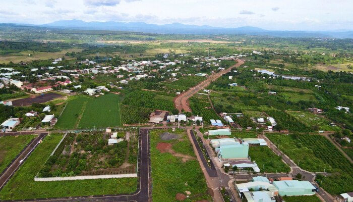 Overcoming a series of violations in land auctions in Chu Se district