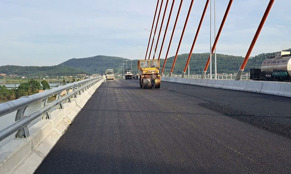 Dong Viet Bridge connecting Bac Giang