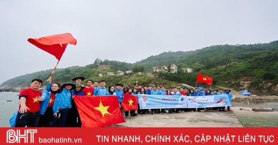 Son Duong military marching song...