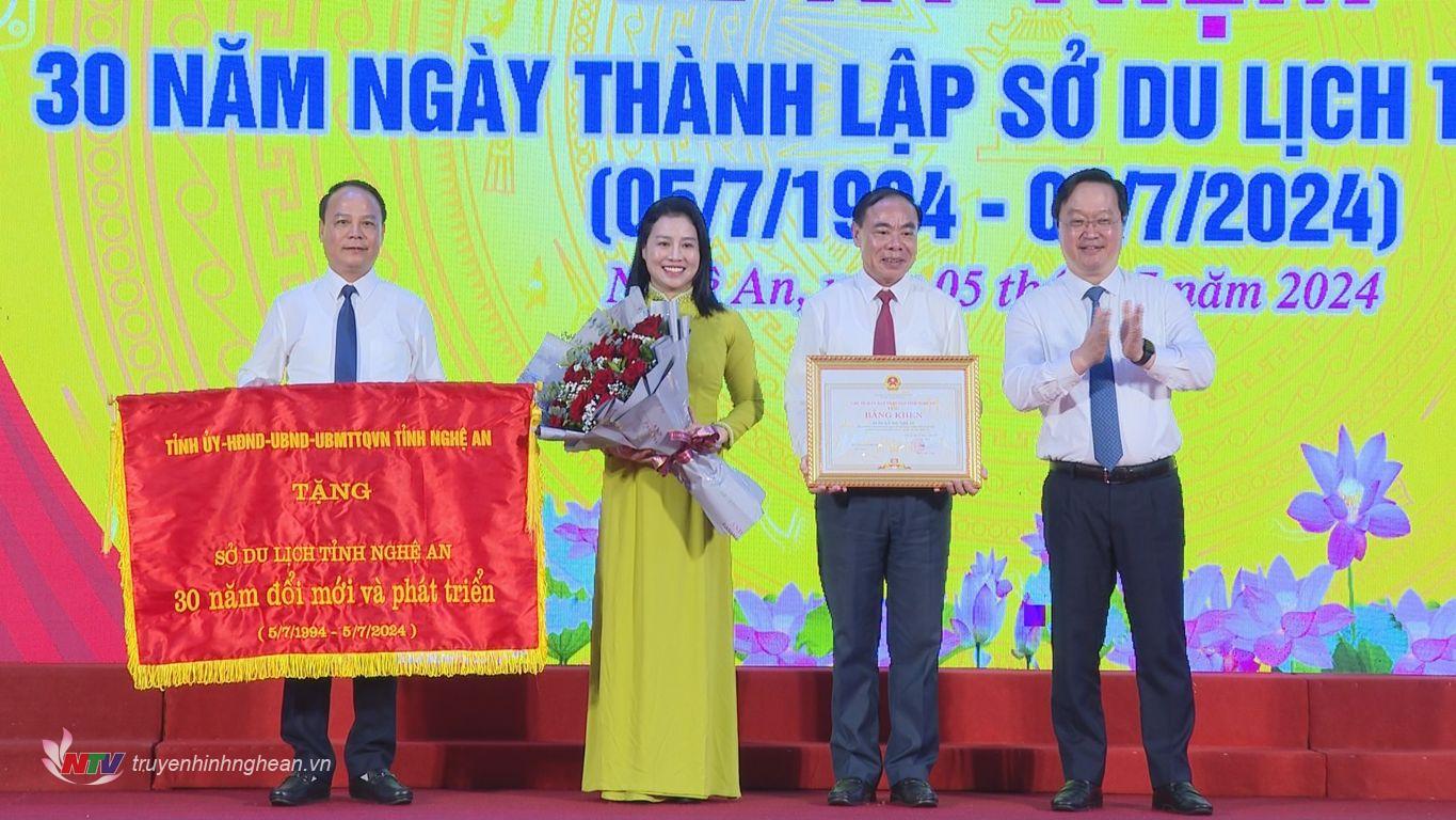 Sở Du lịch Nghệ An kỷ niệm 30 năm thành lập 