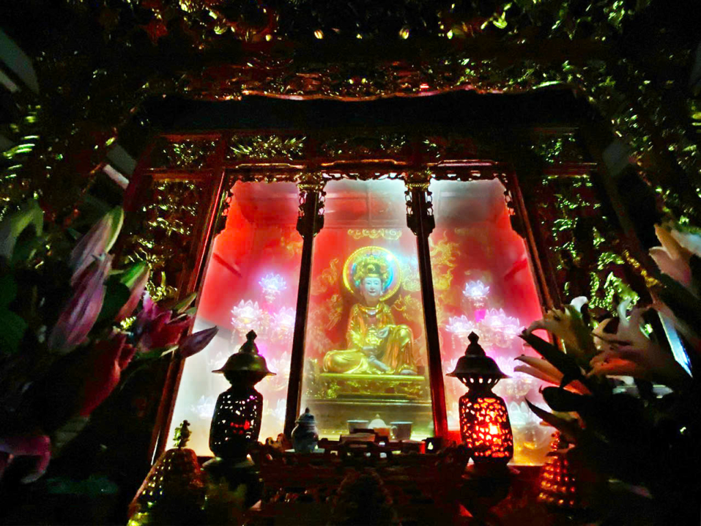 Royal Palace Thai Chieu Nghi Nguyen Thi Ngoc Toan, Phu Vi Temple, Phuong Chieu Commune (Hung Yen City)