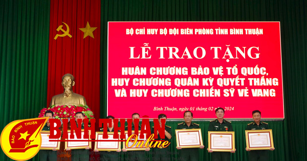 Trao tặng 141 Huân, Huy chương của Chủ Tịch nước cho các cá nhân