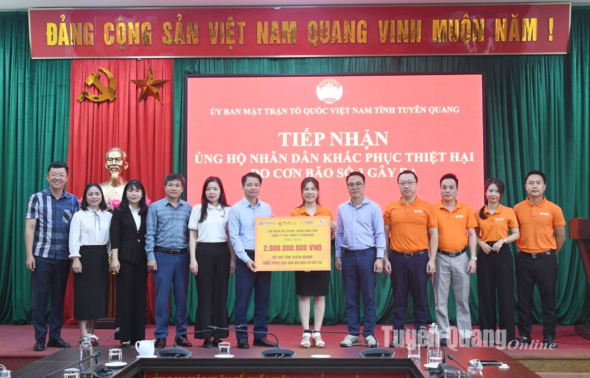 Tập đoàn T&T và Ngân hàng SHB hỗ trợ Tuyên Quang 2 tỷ đồng khắc phục hậu quả cơn bão số 3