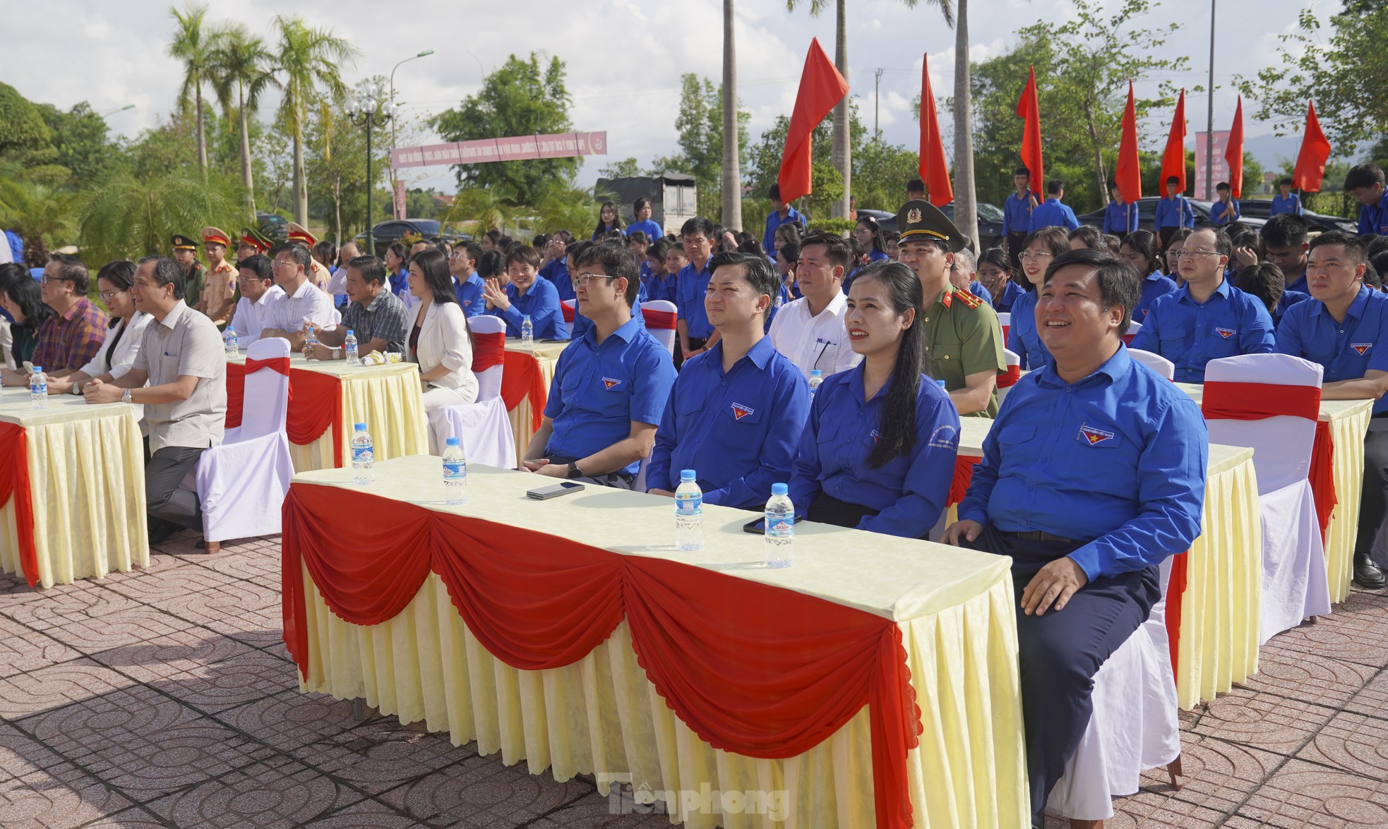 Trao tặng công trình thanh niên tại Khu tưởng niệm anh Lý Tự Trọng ảnh 2