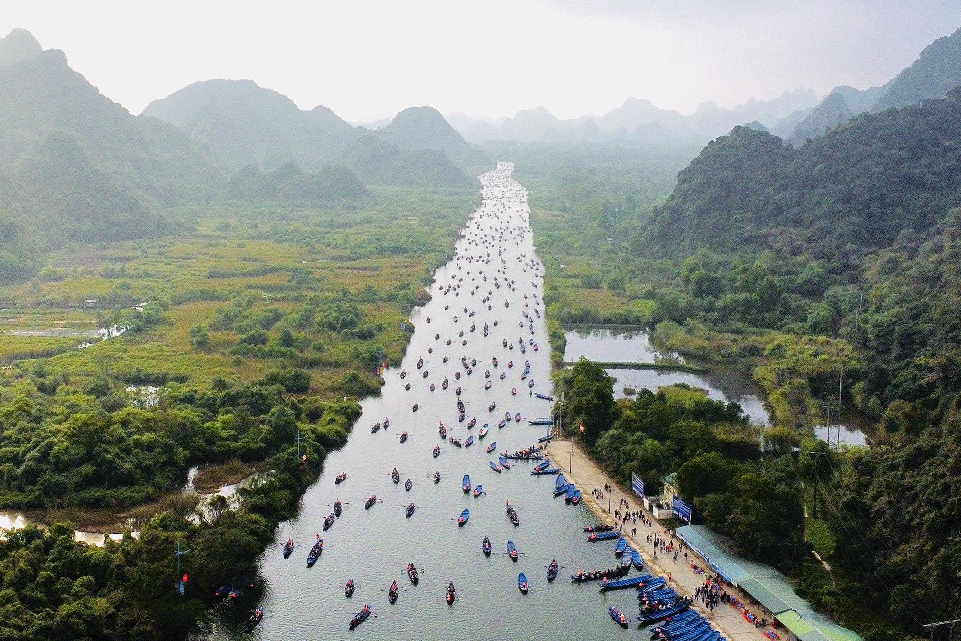 chua huong3.jpg