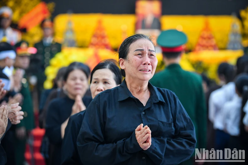 Beerdigung von Generalsekretär Nguyen Phu Trong Foto 5