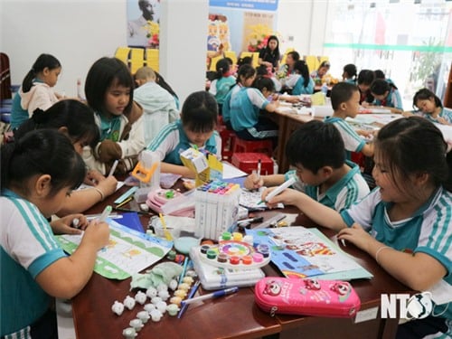 Painting contest "Spring aspiration in Ninh Thuan homeland"