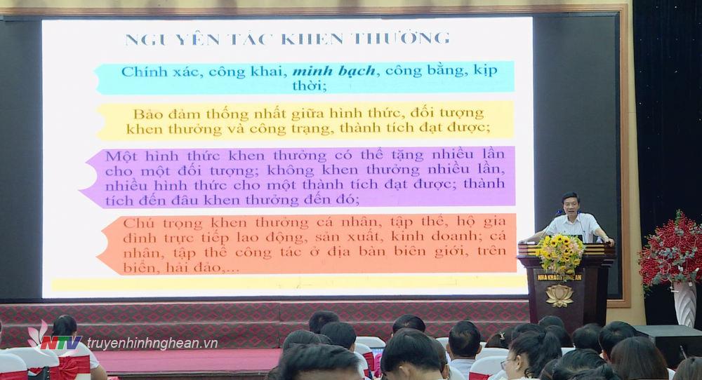 Sở Nội vụ tập huấn công tác thi đua khen thưởng