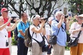 9月2日の休日に旅行：選べるツアーが多数