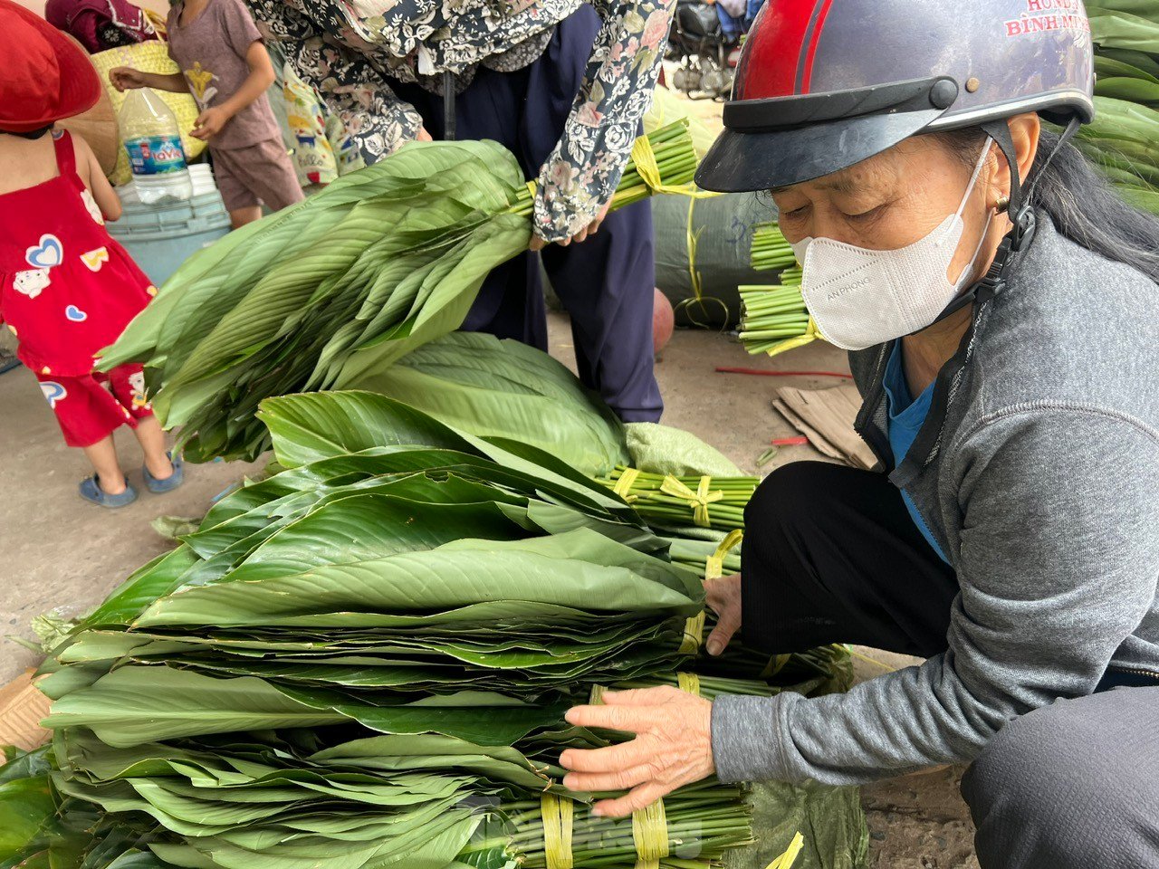 Der einst berühmte Dong-Blatt-Markt in Ho-Chi-Minh-Stadt ist verlassen, Händler seufzen Foto 7