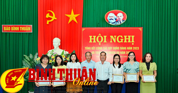 Binh Thuan Newspaper Party Committee: Affirming leadership role in professional activities