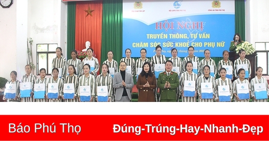 Truyền thông, tư vấn chăm sóc sức khỏe cho phạm nhân nữ