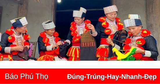 Những người thêu mùa Xuân lên áo