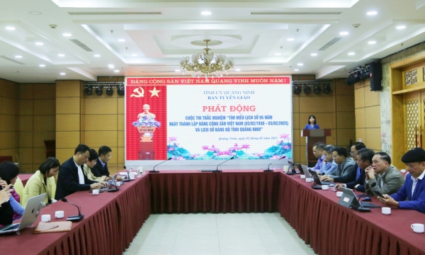 Lanzamiento del concurso de preguntas y respuestas "Aprendiendo sobre el 95º aniversario de la fundación del Partido Comunista de Vietnam y la historia del Comité Provincial del Partido en Quang Ninh"