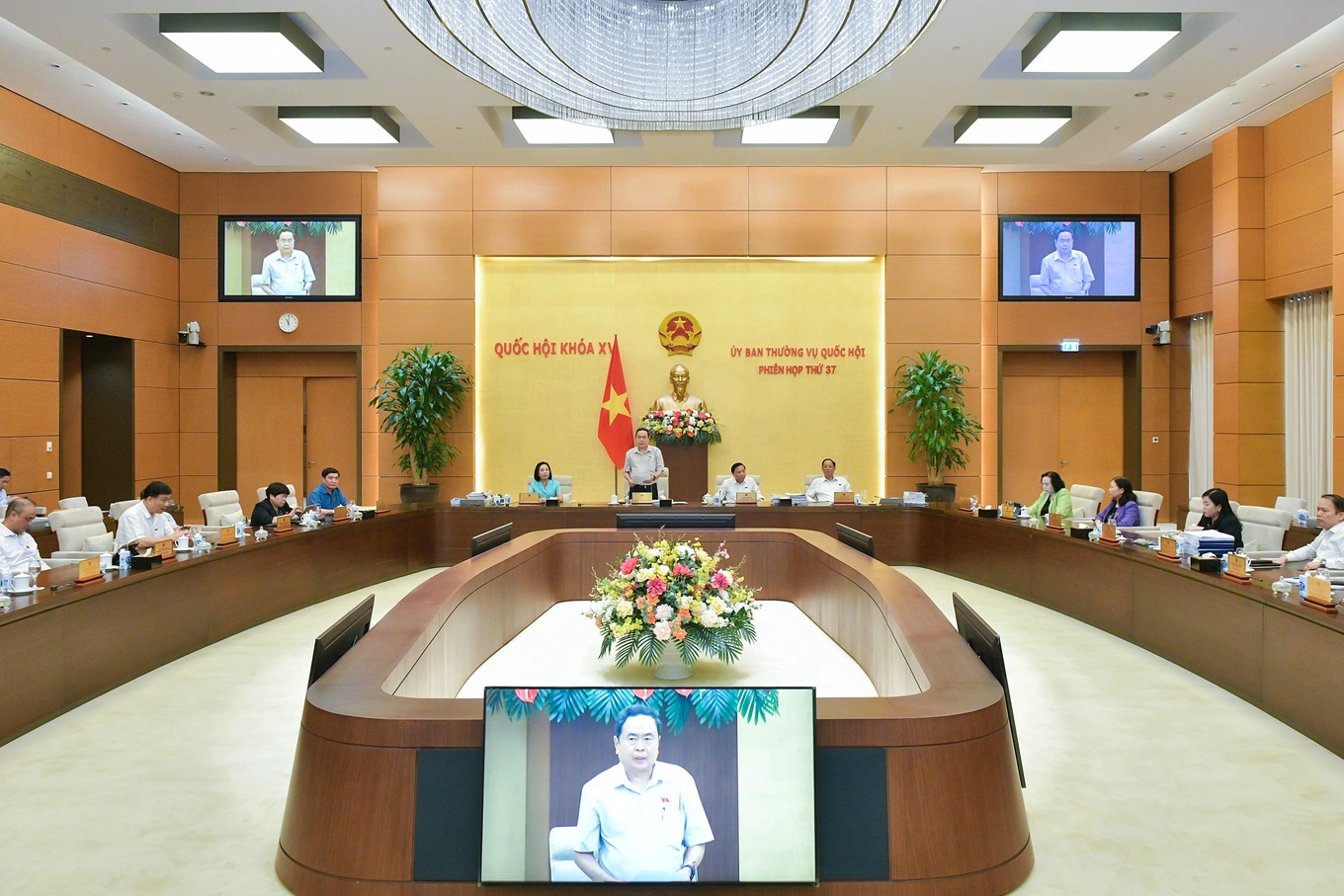 Establishment of Dong Trieu city under Quang Ninh province