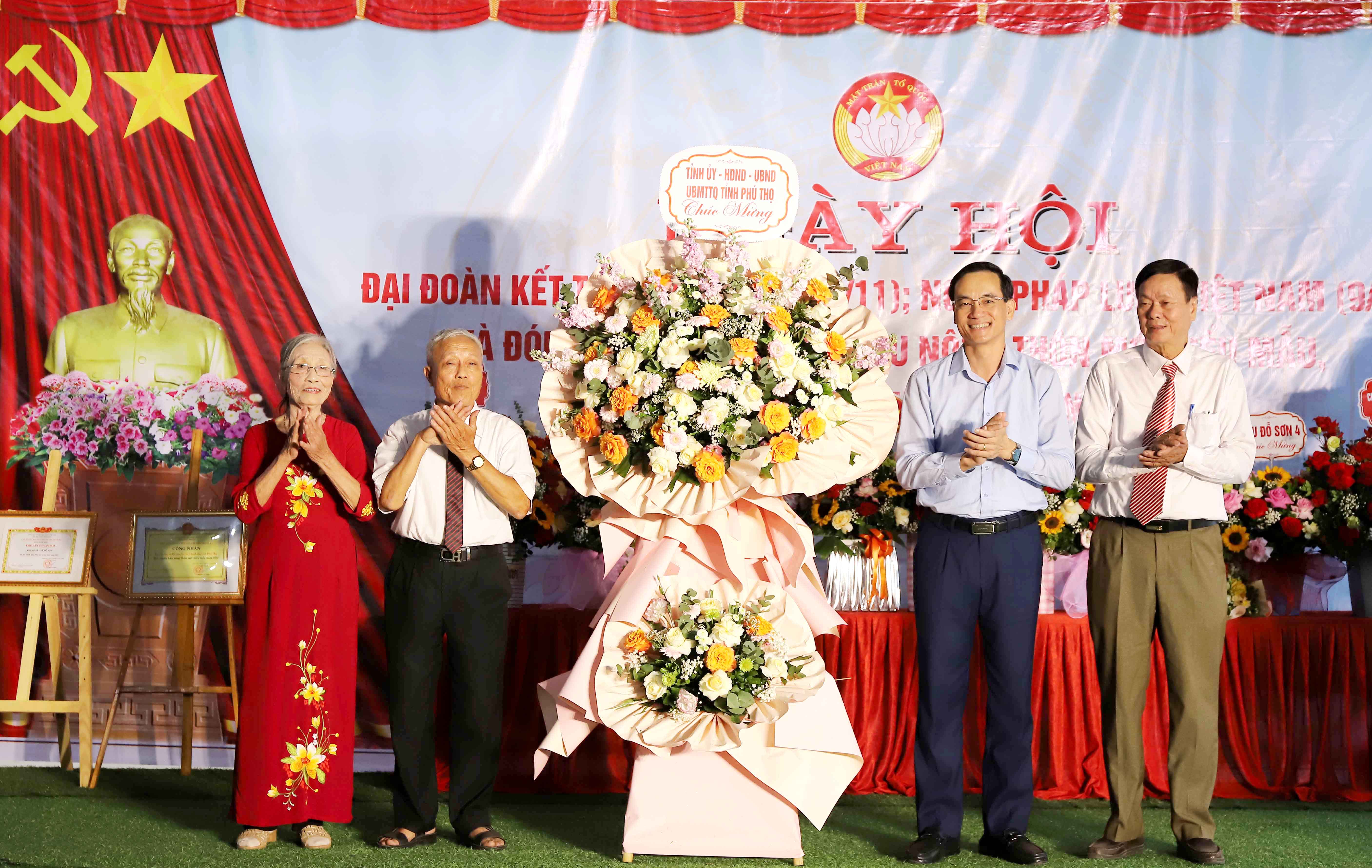 Chairman of the Provincial Fatherland Front Committee attended the Great Solidarity Festival in Thanh Ba district