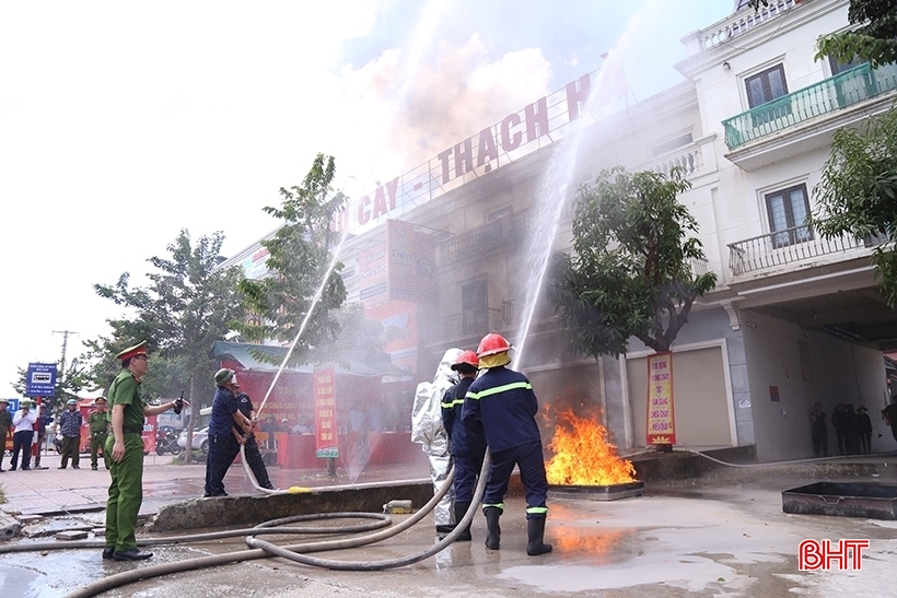 Fortalecimiento del liderazgo del Partido en la prevención y lucha contra incendios