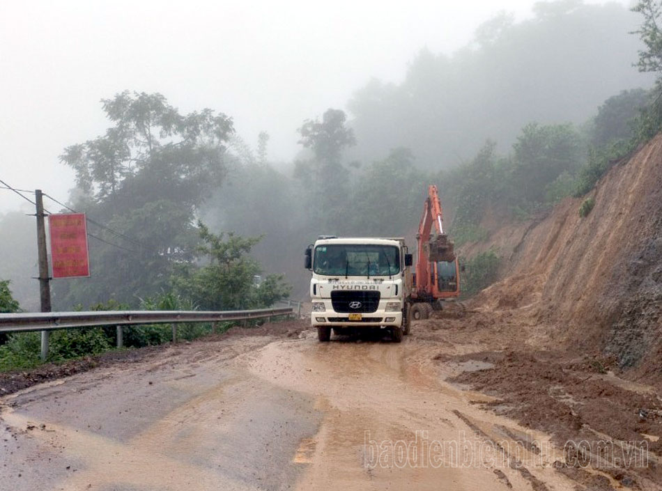 Đảm bảo giao thông mùa mưa lũ