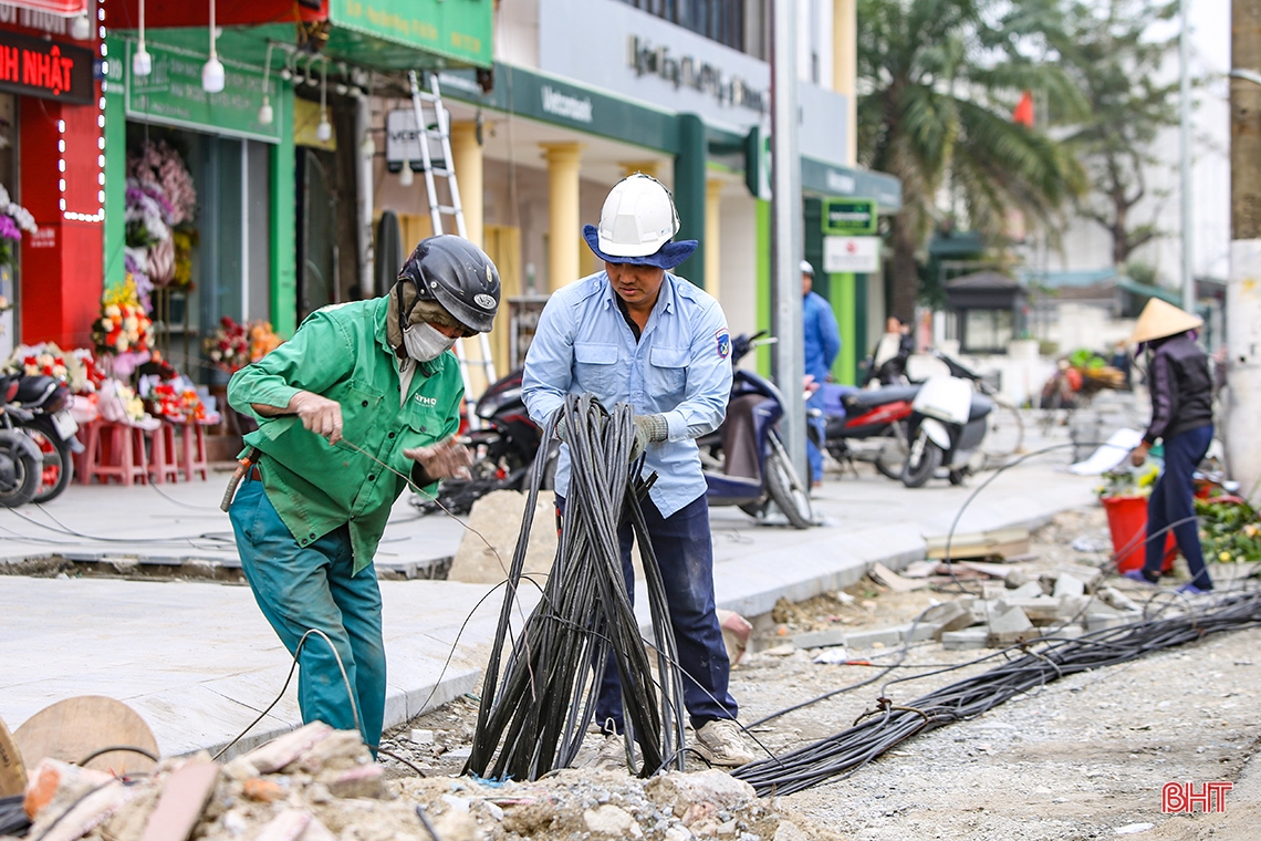 Progrès réalisés sur des projets clés dans la ville de Ha Tinh