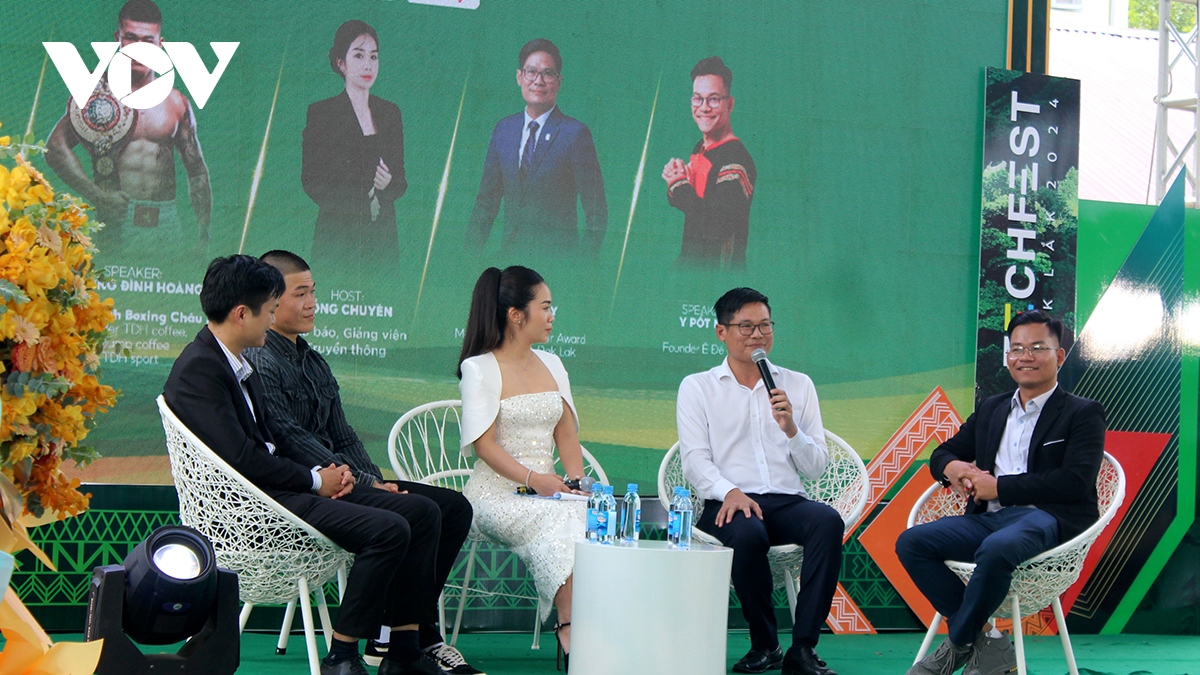 khai mac ngay hoi khoi nghiep doi moi sang tao tinh Dak lak nam 2024 hinh anh 2