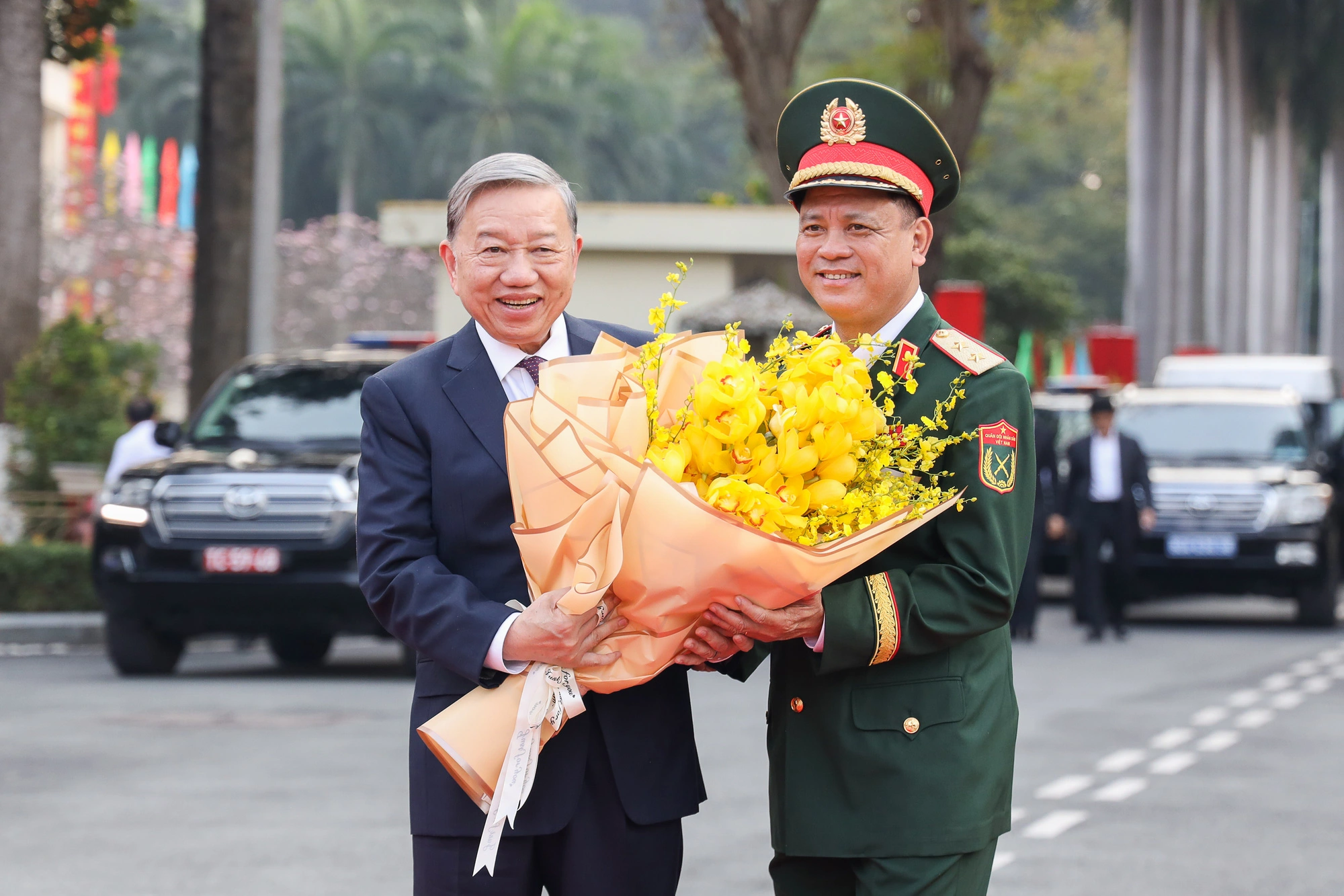 Tổng Bí thư Tô Lâm thăm và làm việc với Bộ Tư lệnh Quân khu 7 - Ảnh 2.