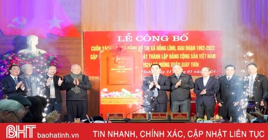 Công bố sách Lịch sử Đảng bộ thị xã Hồng Lĩnh giai đoạn 1992