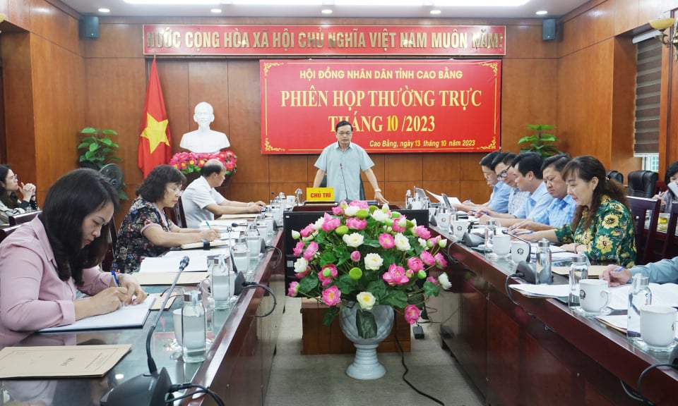 Phiên họp Thường trực HĐND tỉnh tháng 10