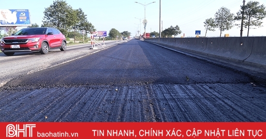 Urgent repair of damaged National Highway 1 through Ha Tinh