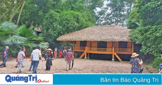 Desde el pueblo cultural Thai Hai Tay, reflexiones sobre el turismo comunitario en el pueblo de Chenh Venh