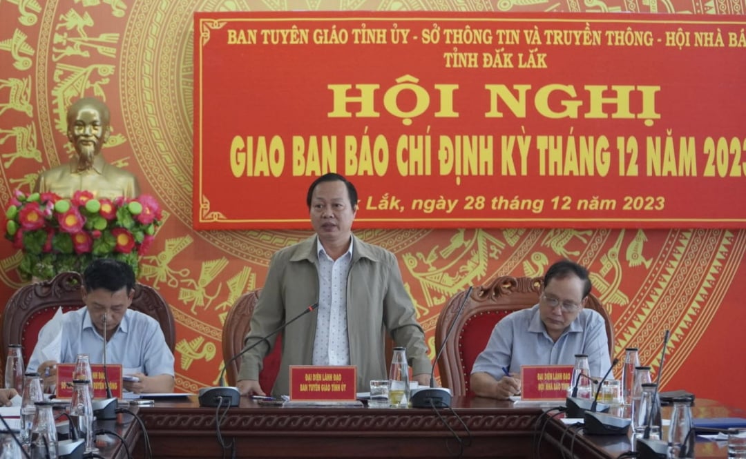 Hội nghị Giao ban báo chí định kỳ tháng 12/2023